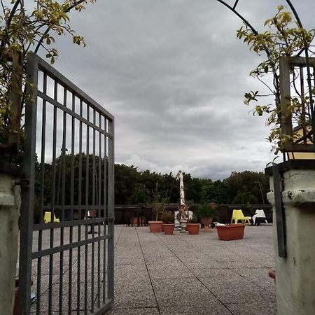 Bed and Breakfast Binario 5 Лукка Екстер'єр фото